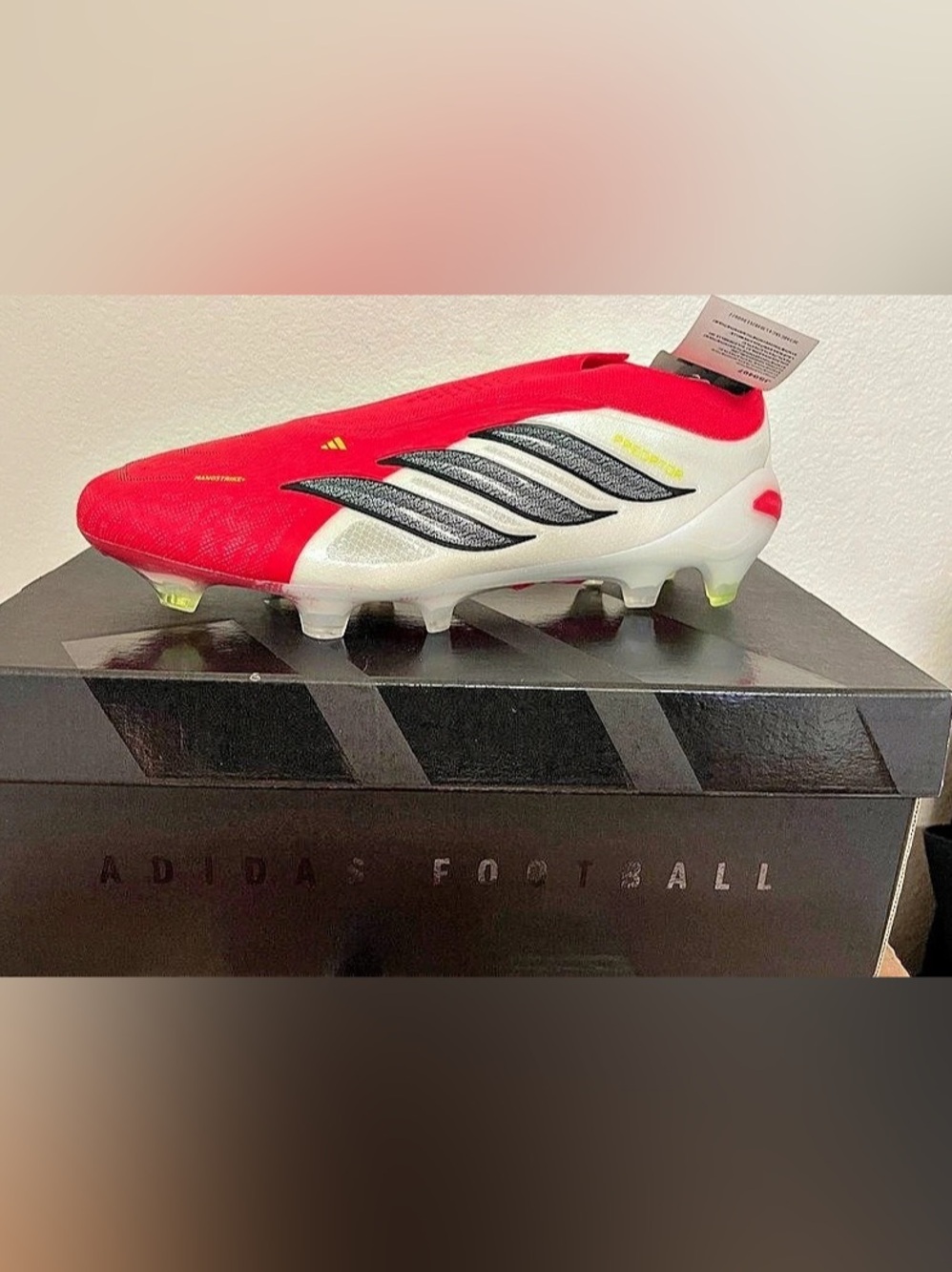 Adidas Predator Elite LL FG Soccer Cleats Laceless Red White Men’s 8